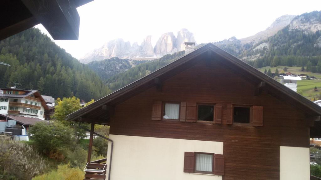 Appartamento Ivo Campitello di Fassa Habitación foto