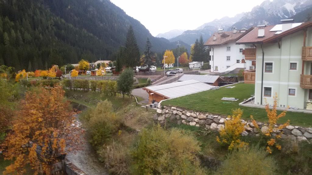 Appartamento Ivo Campitello di Fassa Habitación foto